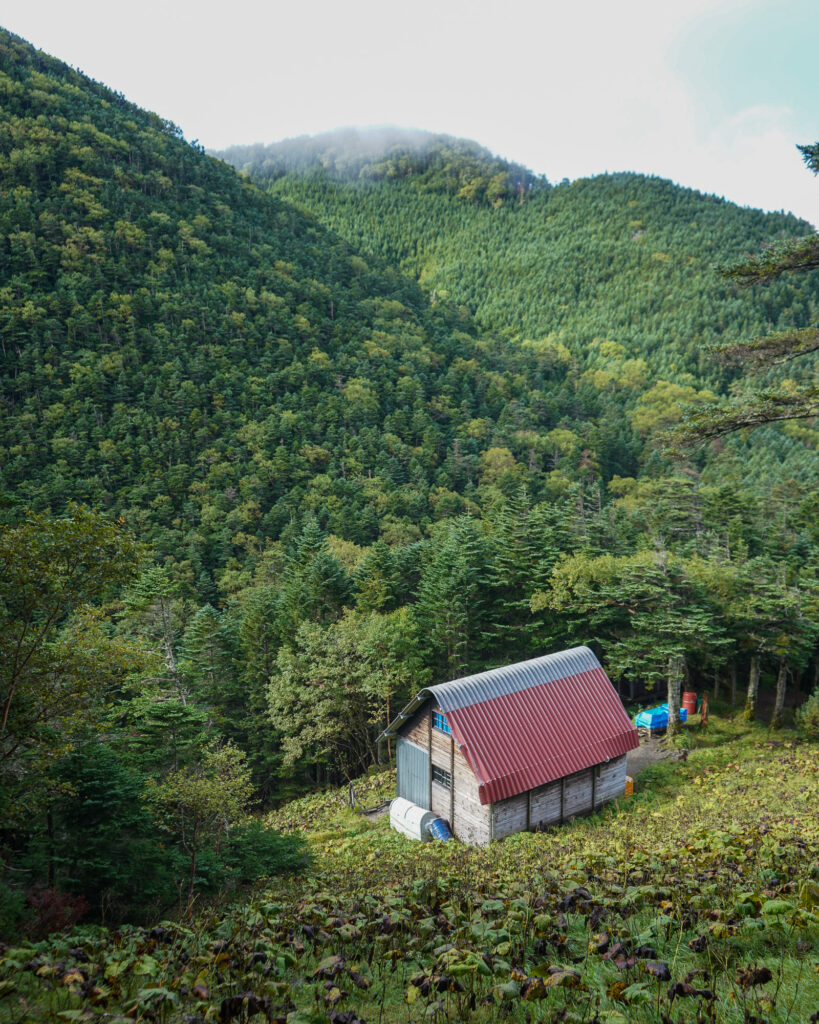 お世話になった高山裏避難小屋